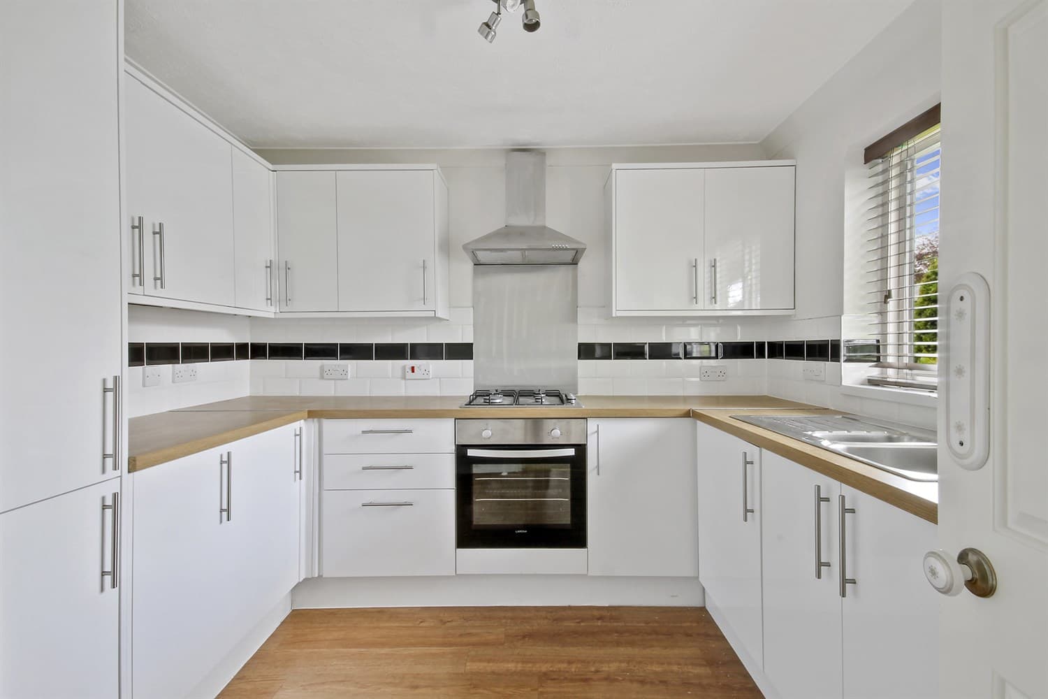 Chichester, West Sussex, PO19 6FJ