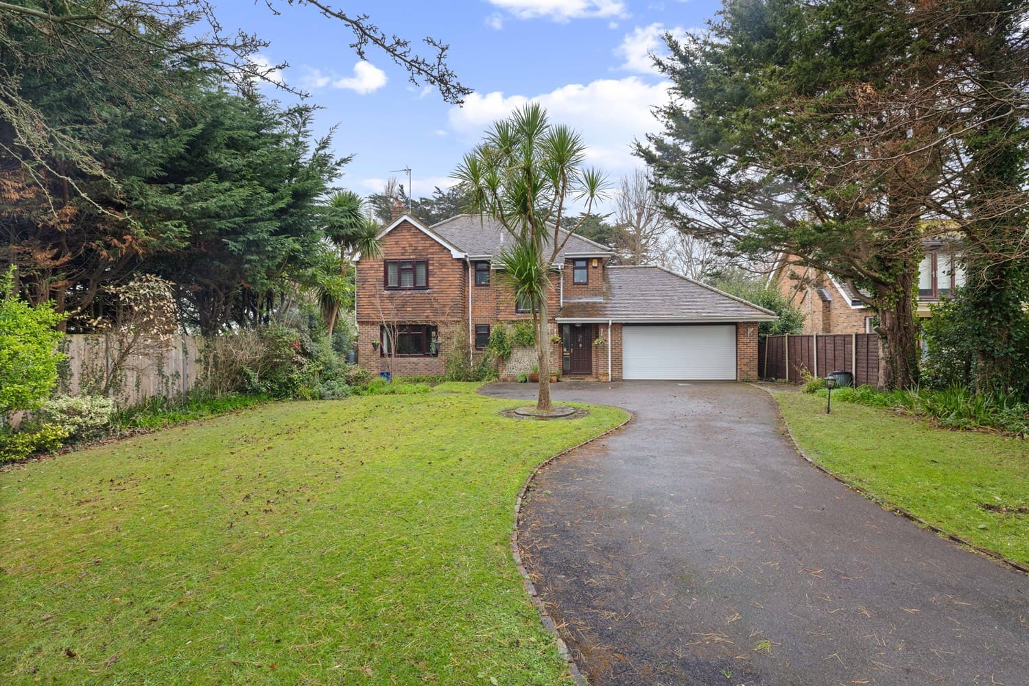 Aldwick Bay Estate, Aldwick, Bognor Regis, West Sussex, PO21 4EW