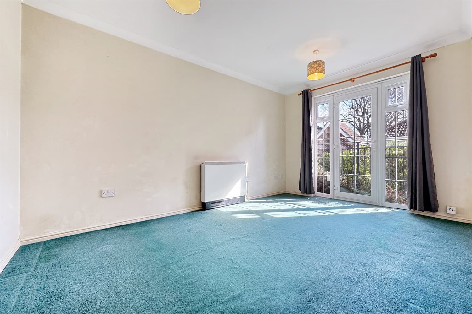 Chichester, West Sussex, PO19 6FS