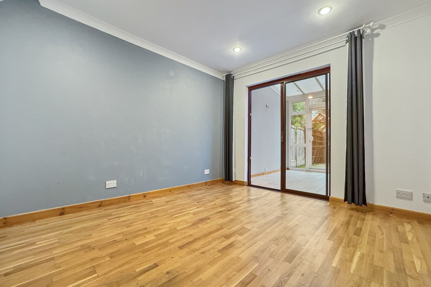 Chichester, West Sussex, PO19 3PG